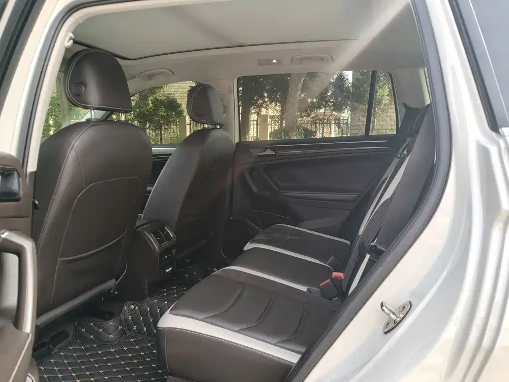 Volkswagen Tiguan L 2017 — фото 6