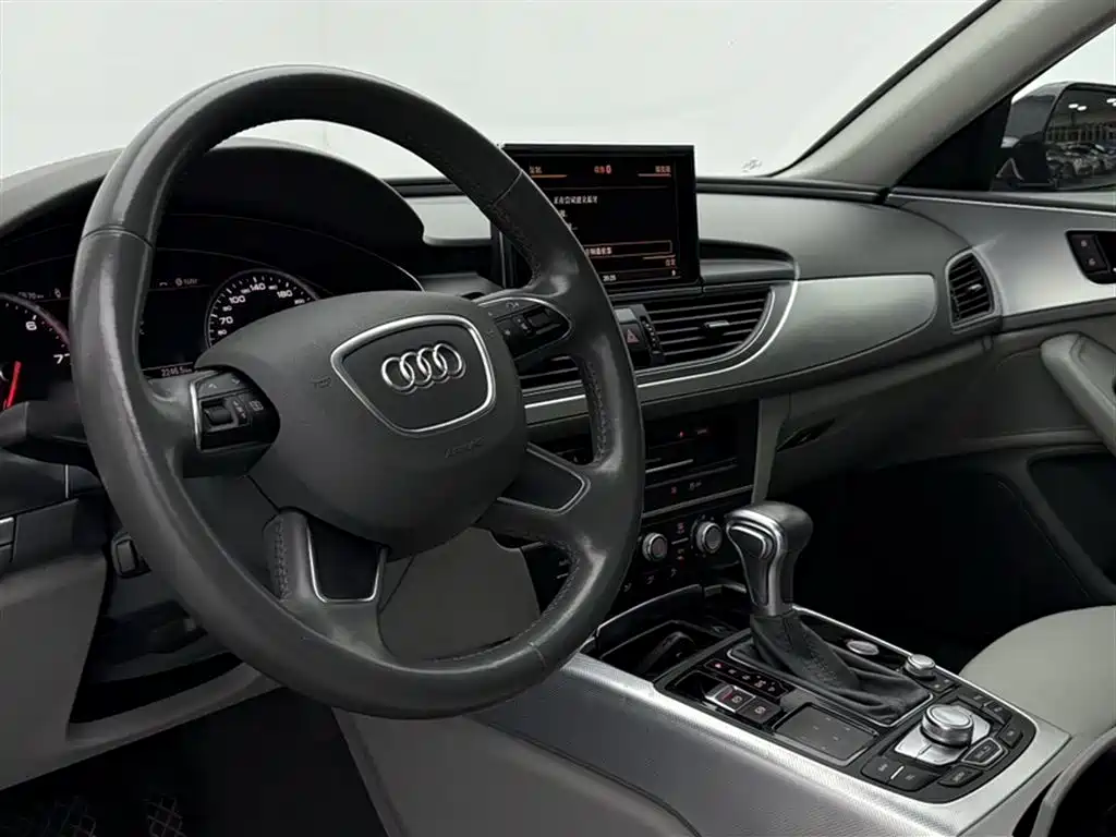 Audi A6L 2015 — фото 8