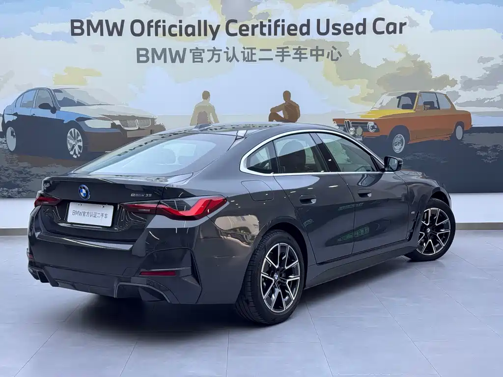 BMW i4 2025 — фото 6
