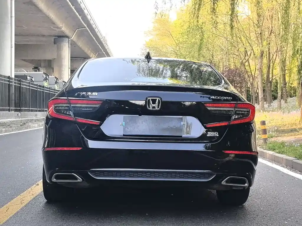 Honda Accord 2023 — фото 5