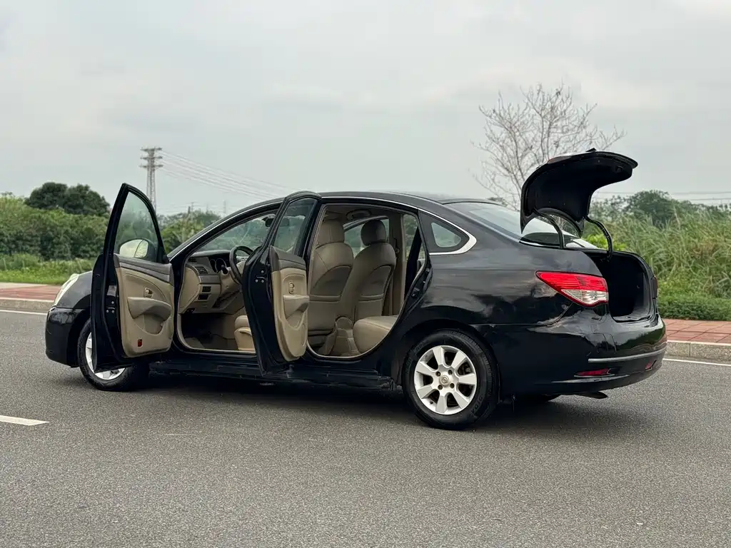 Nissan Sylphy 2013 — фото 20
