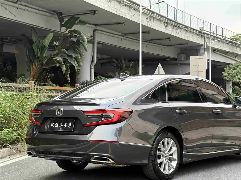 Honda Accord 2022 — фото 21