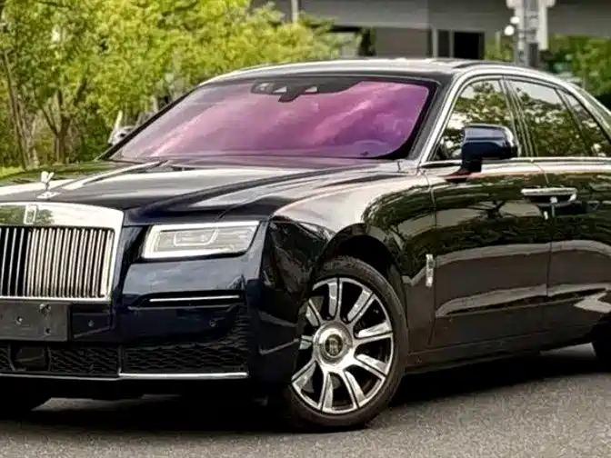 Rolls-Royce Ghost 2023 — фото 2