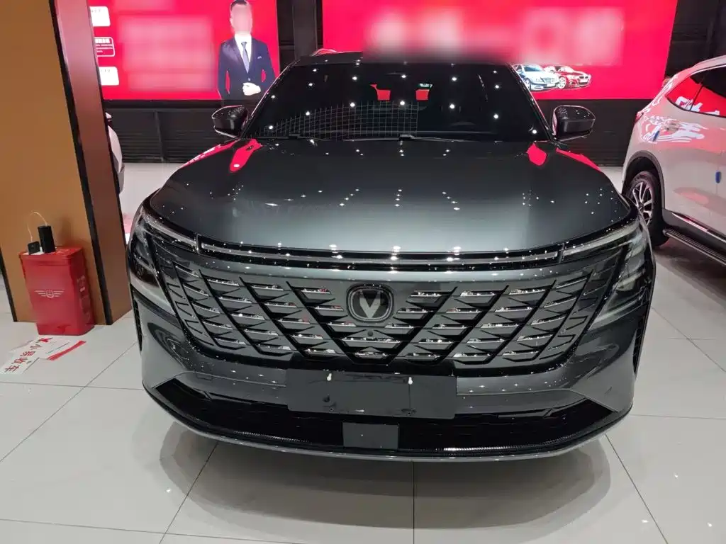 Changan CS75PLUS 2025 — фото 4
