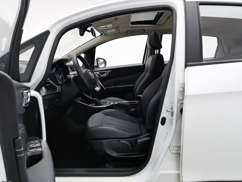 Geely Vision X3 2020 — фото 10