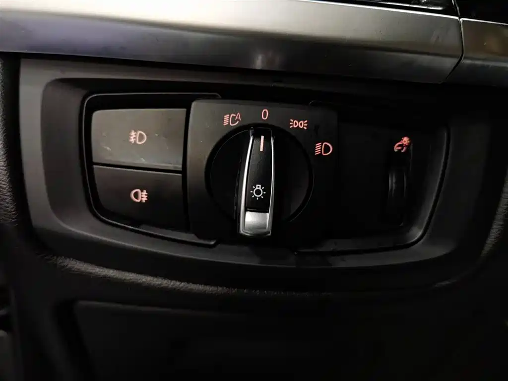 BMW X5 2018 — фото 18