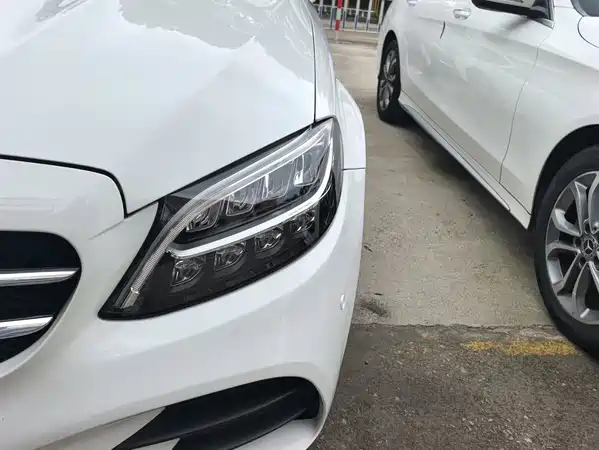 Mercedes-Benz C-Class 2019