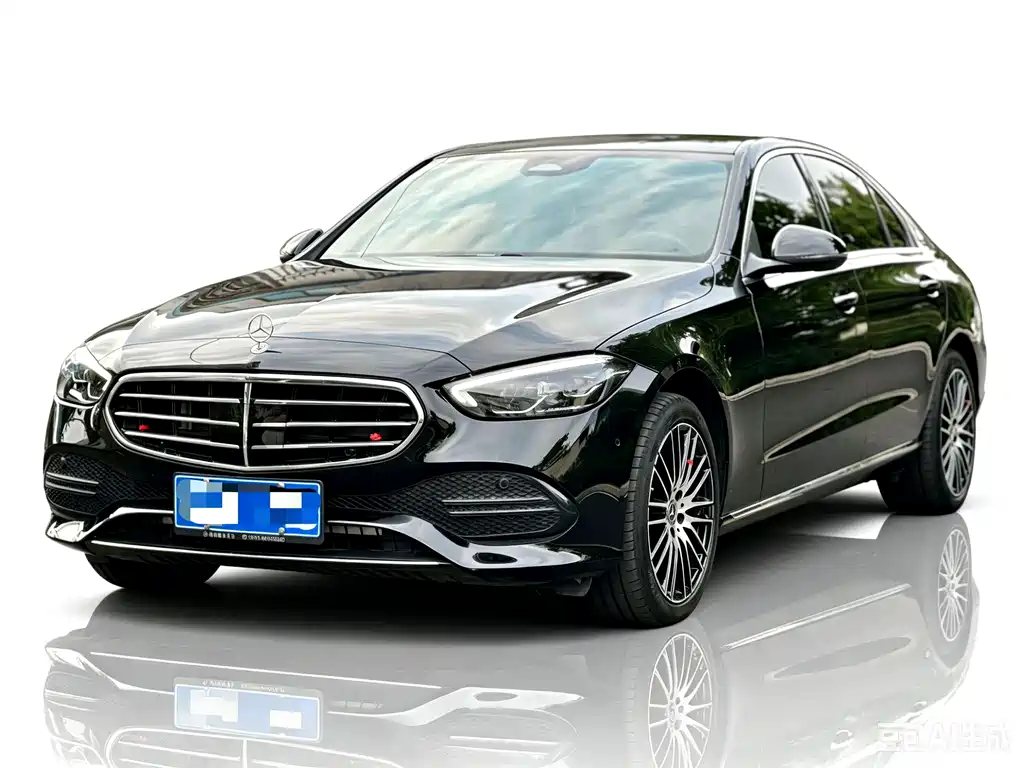 Mercedes-Benz C-Class 2023 — фото 1