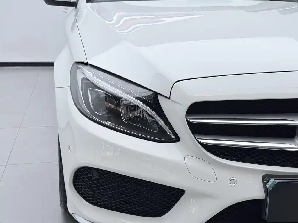 Mercedes-Benz C-Class 2018 — фото 10