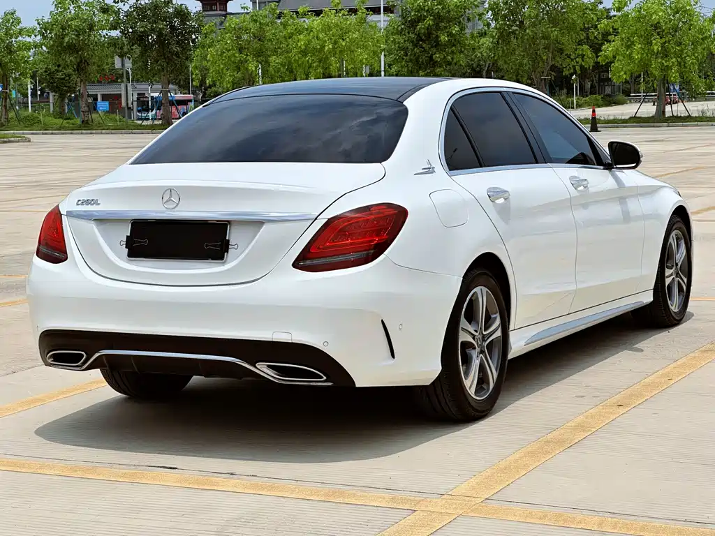 Mercedes-Benz C-Class 2020 — фото 31