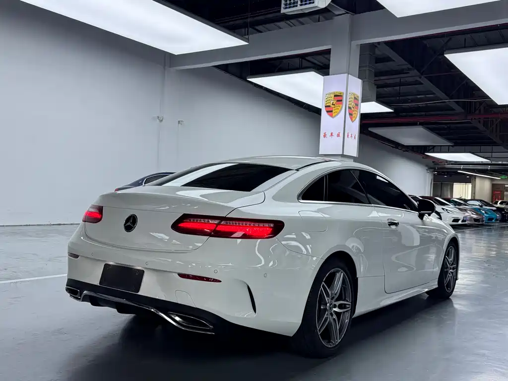 Mercedes-Benz E-Class 2020 — фото 18