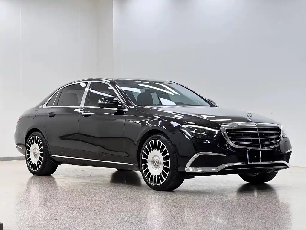 Mercedes-Benz E-Class 2021