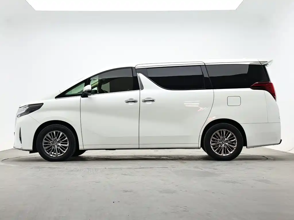 Toyota Alphard 2020 — фото 5