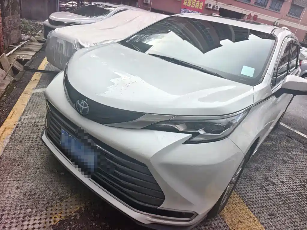 Toyota Sienna 2022
