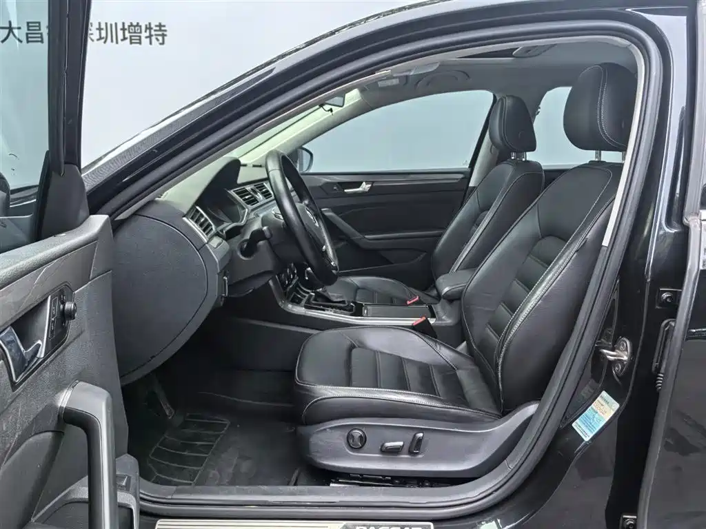 Volkswagen Passat 2016 — фото 13