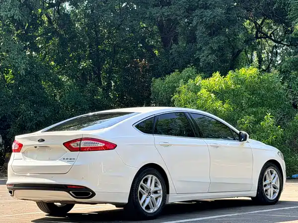 Ford Mondeo 2016