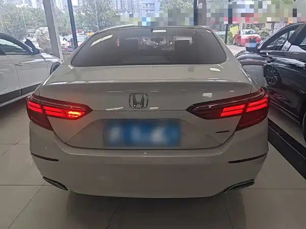 Honda Inspire 2020