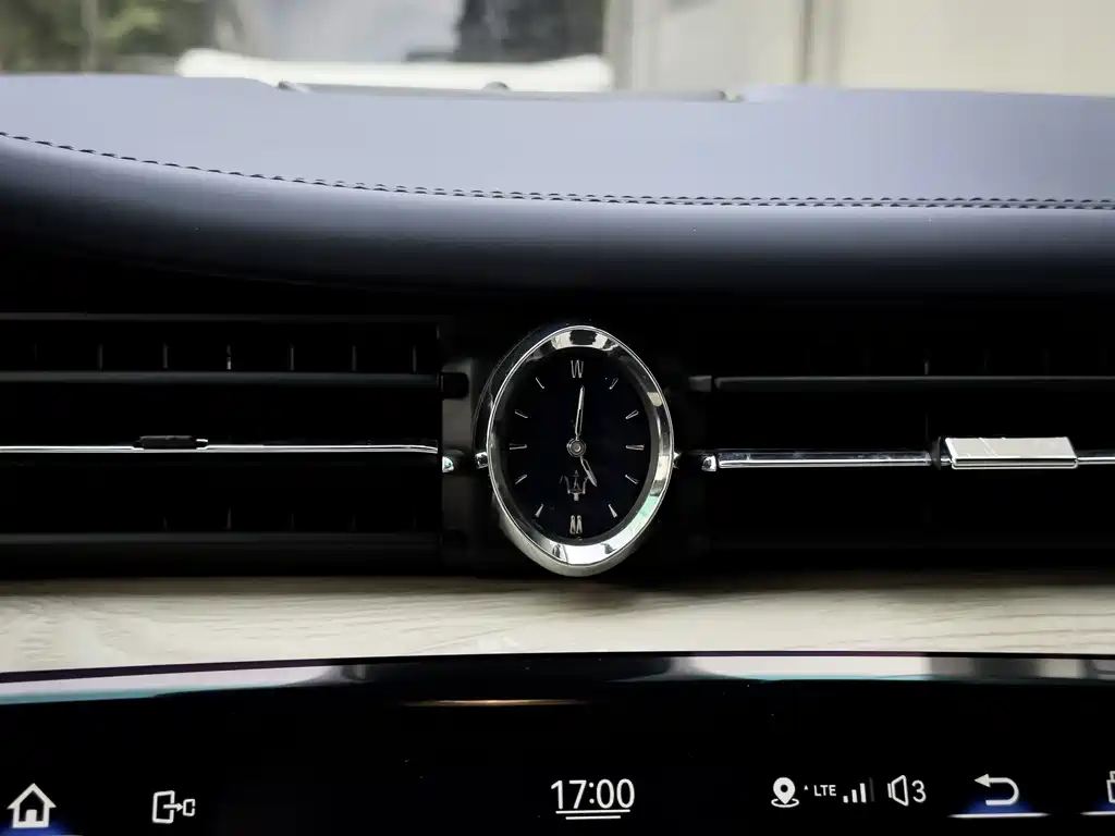 Maserati Quattroporte 2014 — фото 15