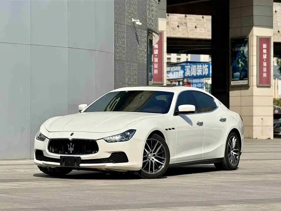 Maserati Ghibli 2016 — фото 1