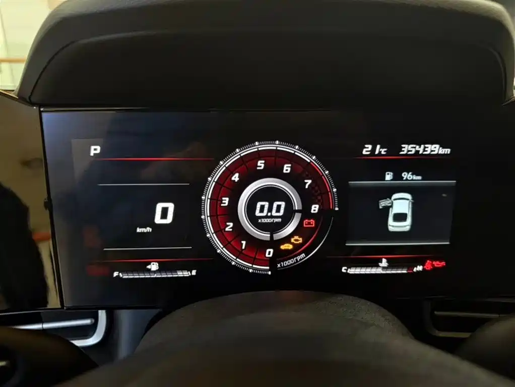 Hyundai Elantra 2022 — фото 14