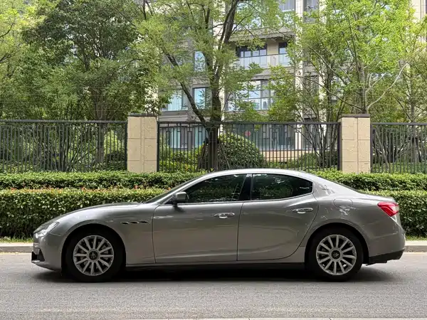 Maserati Ghibli 2015
