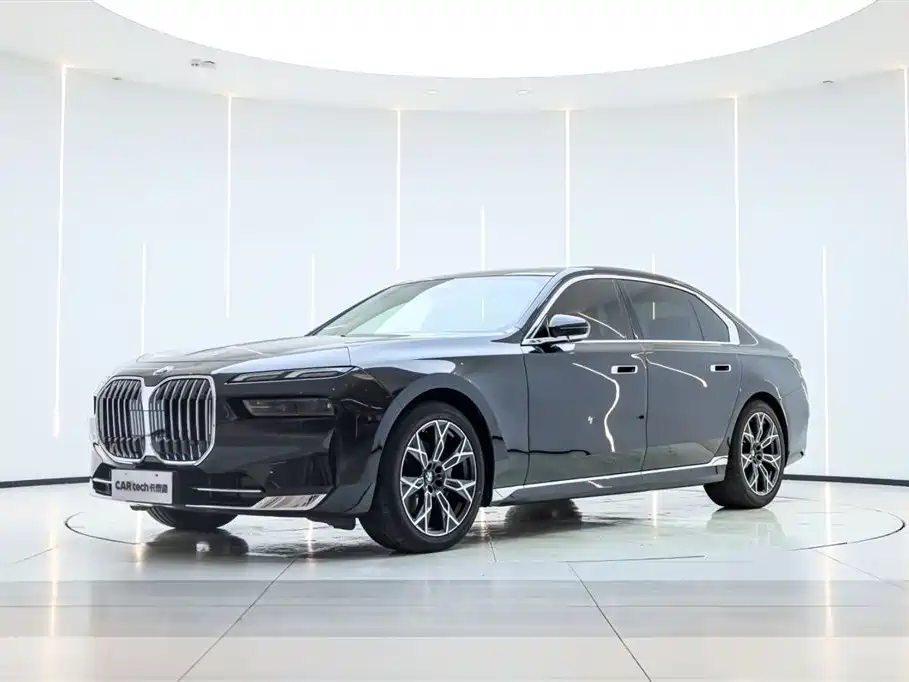 BMW 7 Series 2024