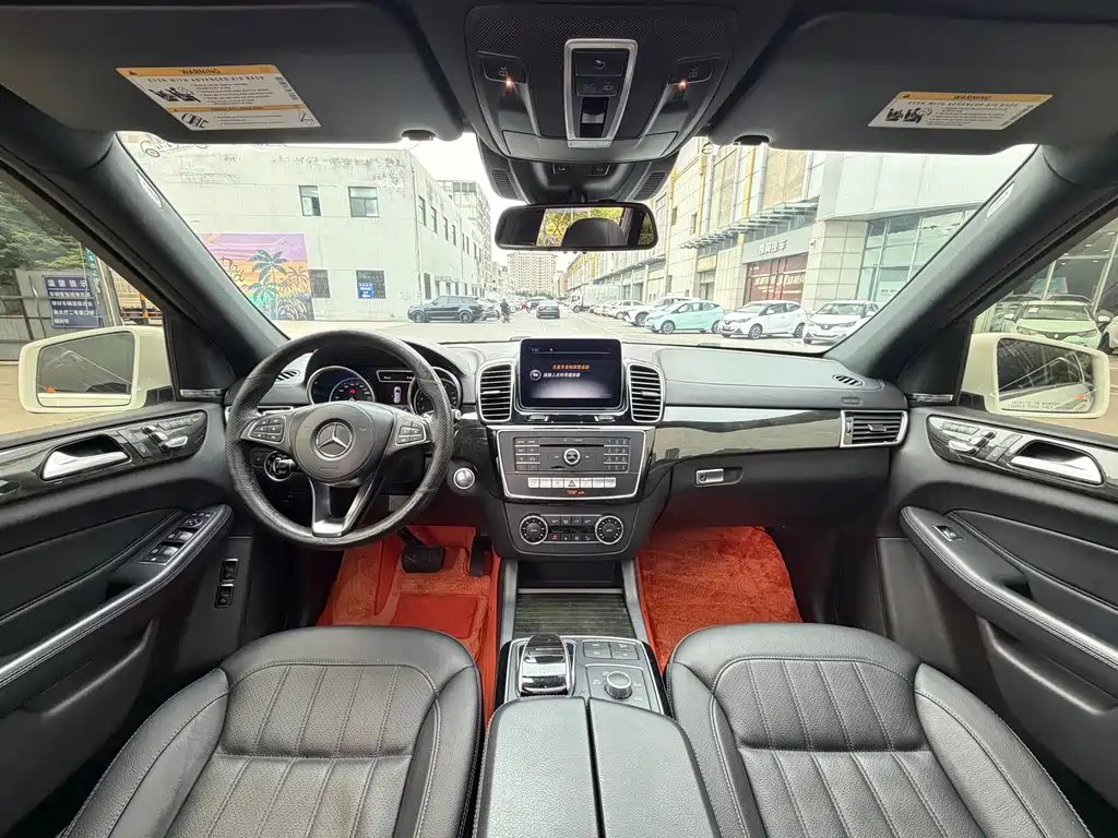 Mercedes-Benz GLS 2018 — фото 12