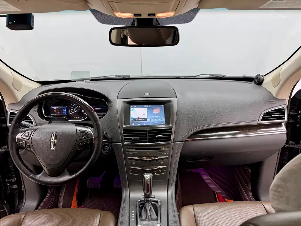 Lincoln MKT 2014 — фото 18