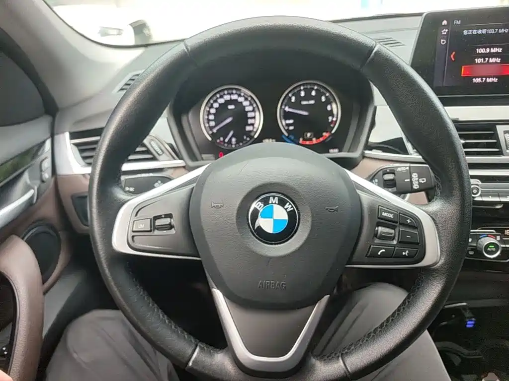 BMW X1 2020 — фото 11