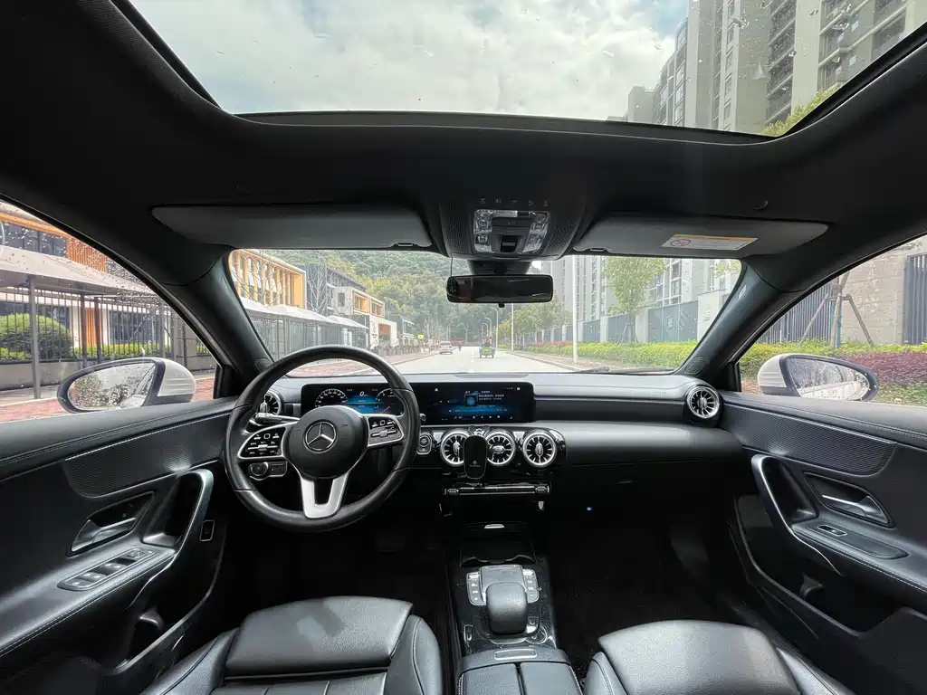 Mercedes-Benz A-Class 2020 — фото 9