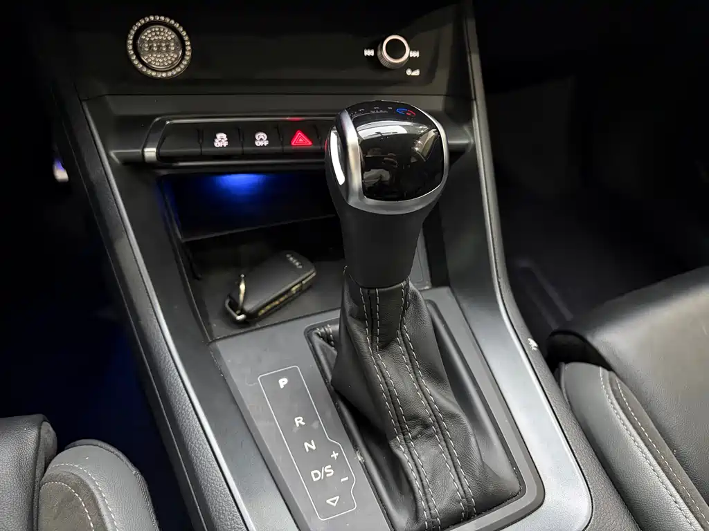 Audi Q3 Sportback 2022 — фото 15