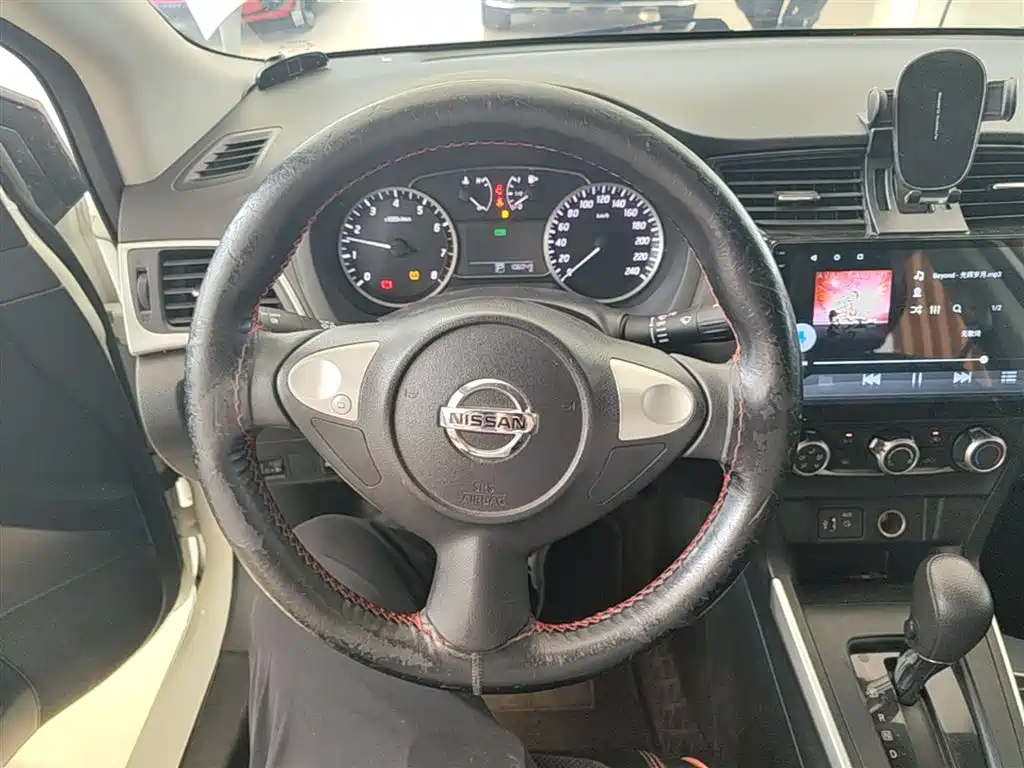 Nissan Sylphy 2020 — фото 11