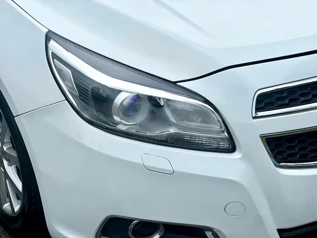 Chevrolet Malibu 2014 — фото 15