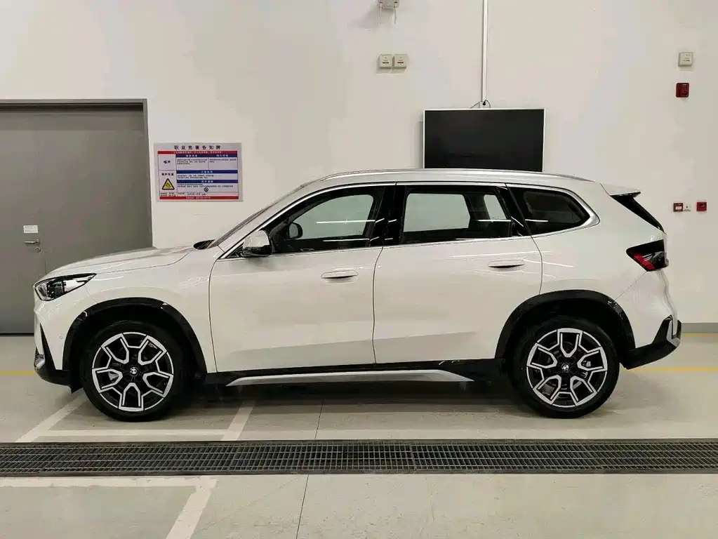 BMW X1 2025