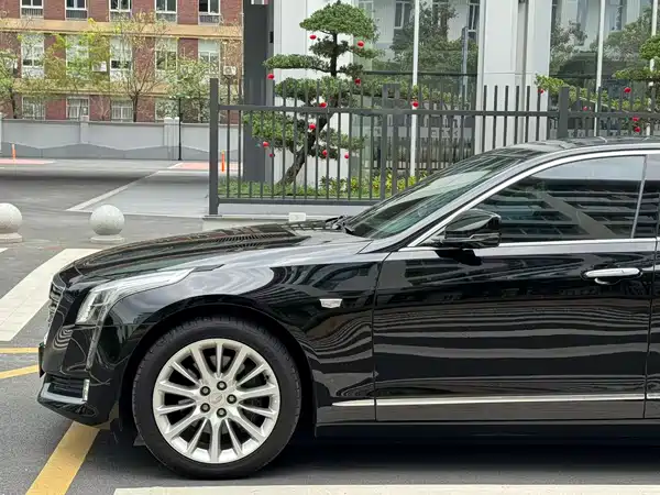Cadillac CT6 2016