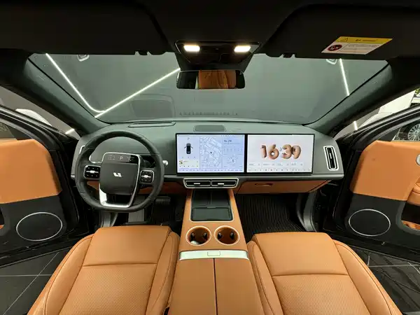 Li Auto L6 2024