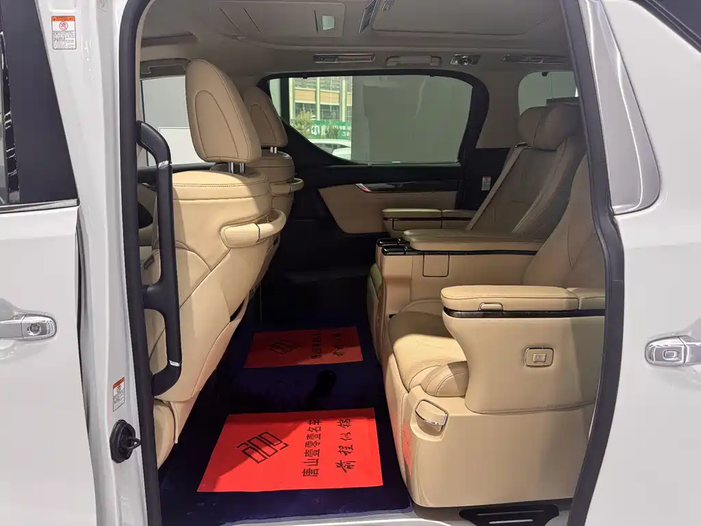 Toyota Vellfire 2022 — фото 25