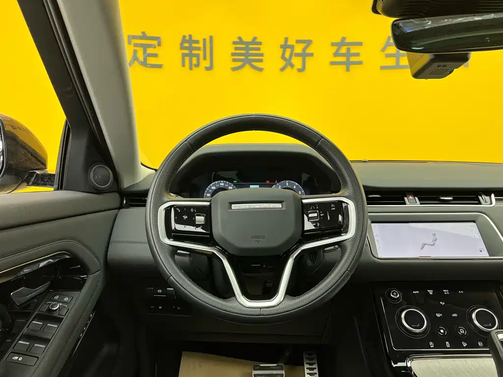 Land Rover Evoque PHEV 2024 — фото 10