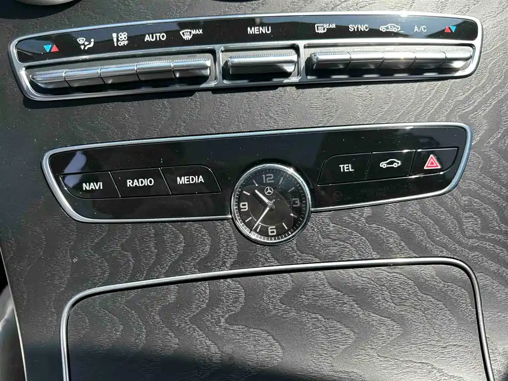 Mercedes-Benz C-Class 2022 — фото 16