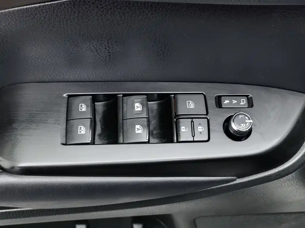 Toyota Highlander 2017 — фото 9