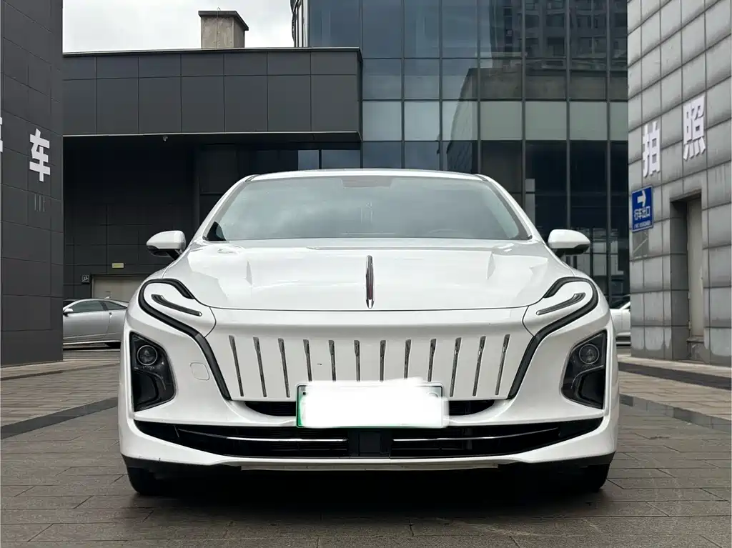 Hongqi E-QM5 2022 — фото 2