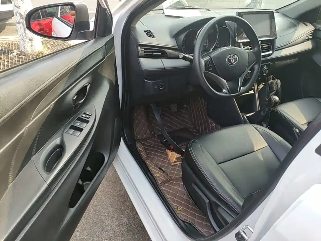Toyota Vios 2022 — фото 16