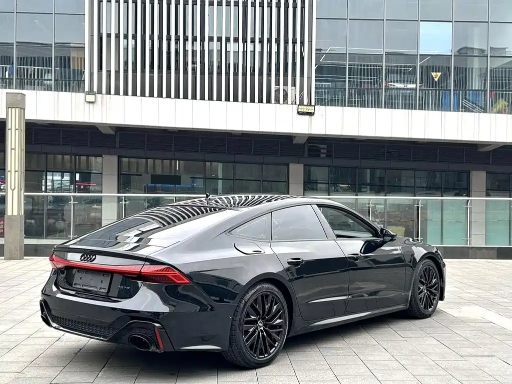 Audi A7 2021 — фото 17