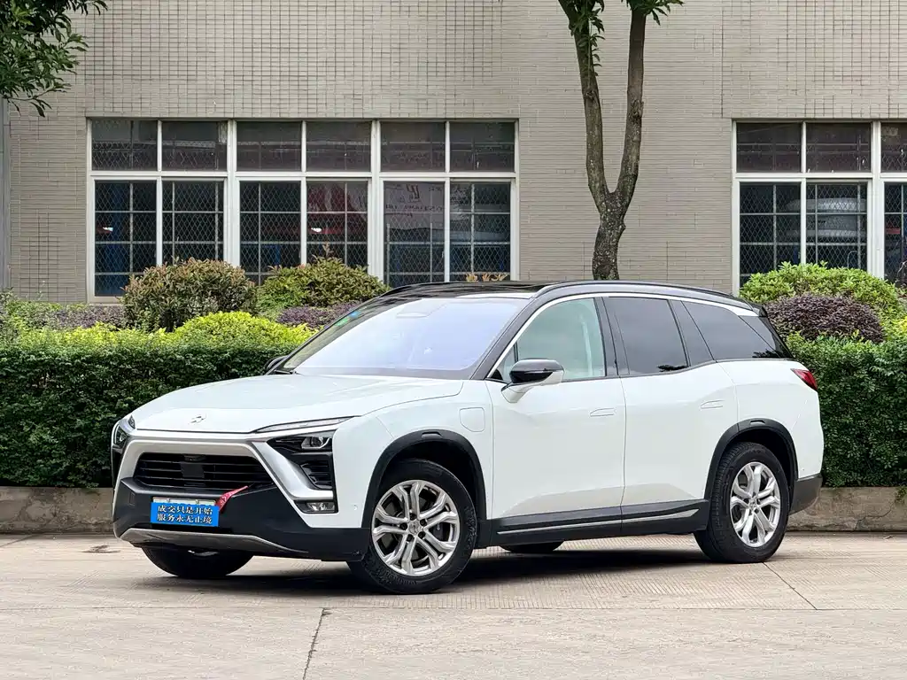 NIO ES8 2019
