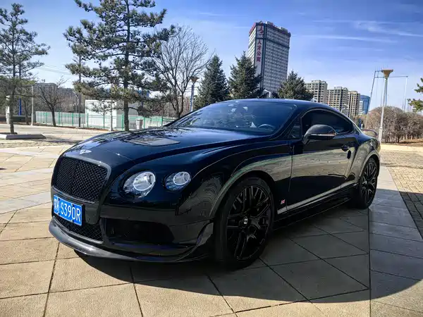 Bentley Continental 2015