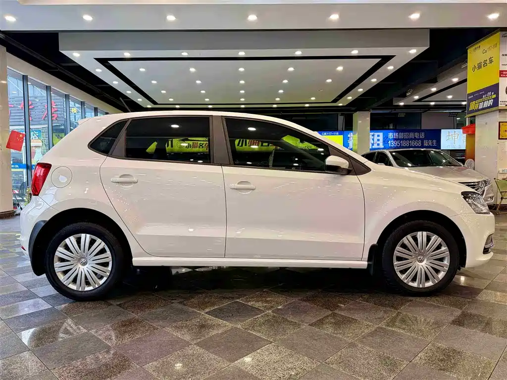 Volkswagen Polo 2019 — фото 10