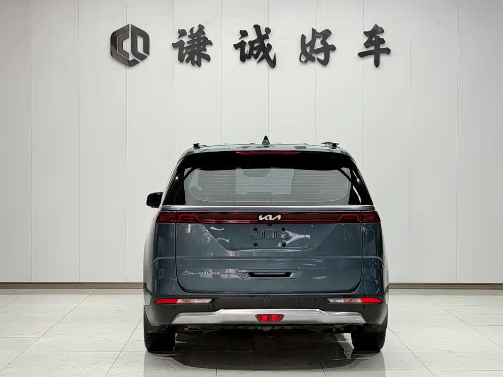 Kia Carnival 2021 — фото 6