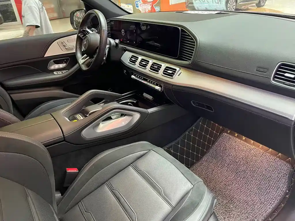 Mercedes-Benz GLE AMG 2023 — фото 11