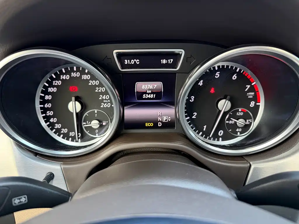Mercedes-Benz M-Class 2015 — фото 16