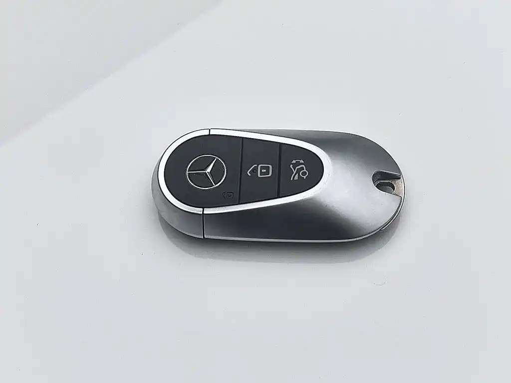 Mercedes-Benz C-Class 2022 — фото 19